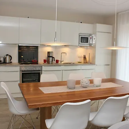Strandvilla Birkenallee Semesterbostad *